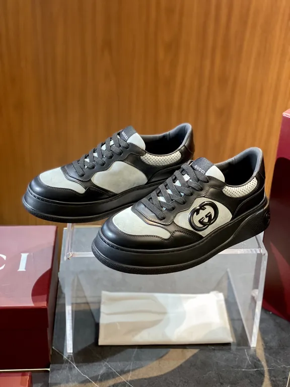 Gucci Shoe 